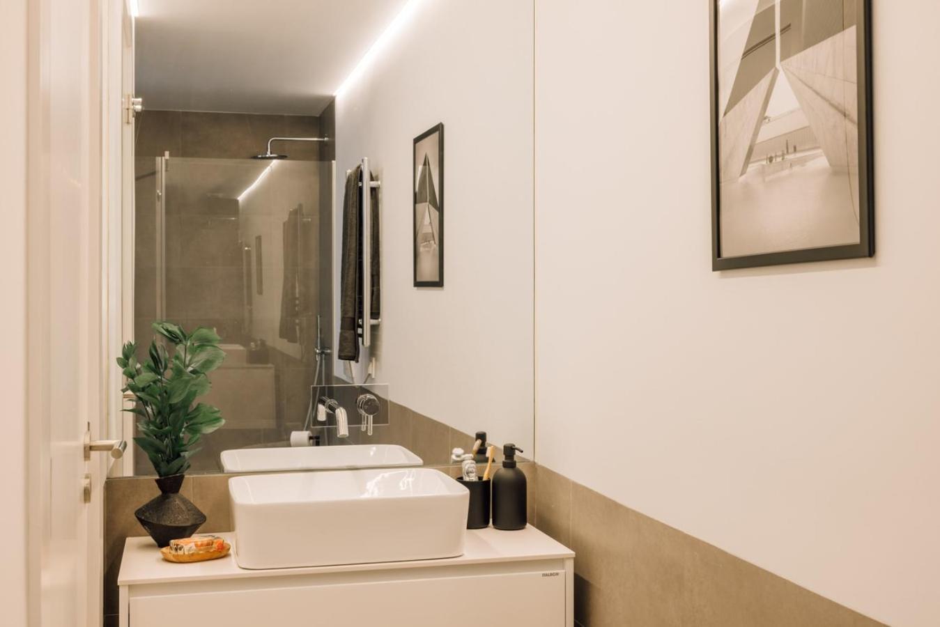 Arrabida - 2 Bedroom And Parking In Arroios Apartamento *